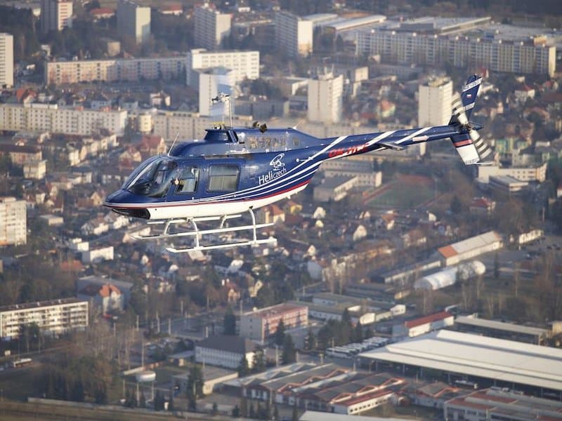 Adrenalinový let vrtulníkem Bell206