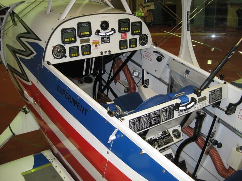 Let akrobatickým letadlem