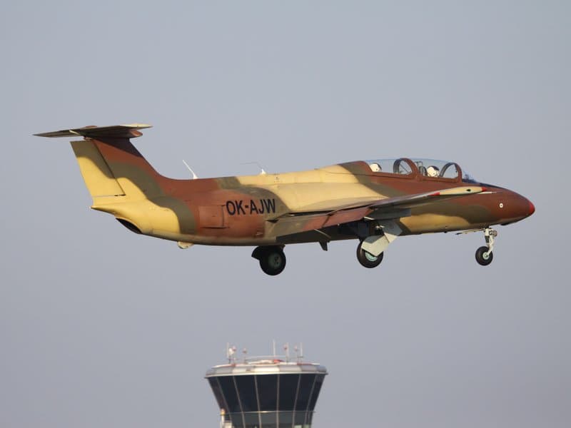 Let stíhačkou L-29 Delfín