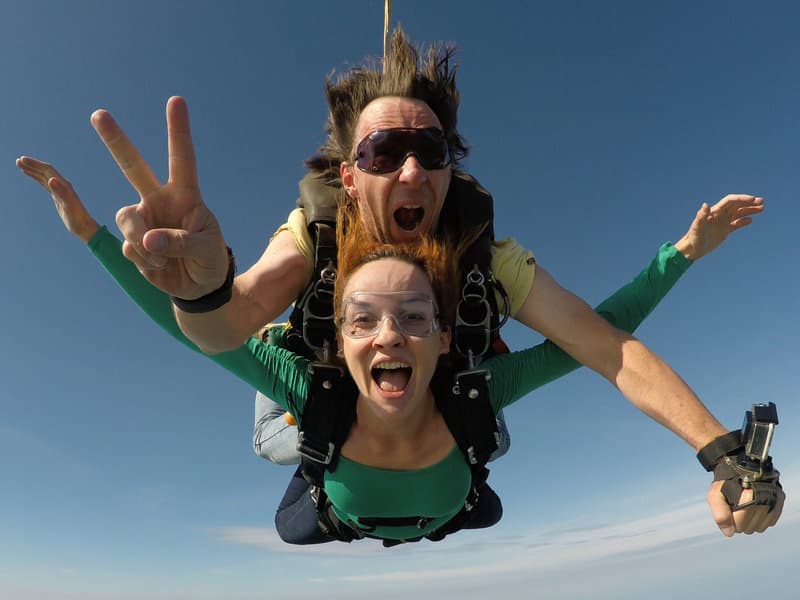 Tandemový seskok padákem