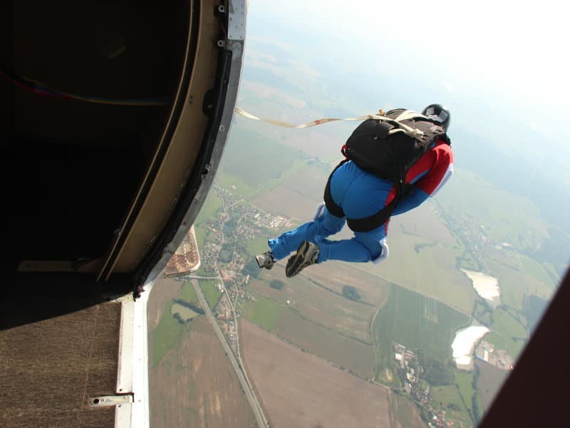 Základní parašutistický výcvik